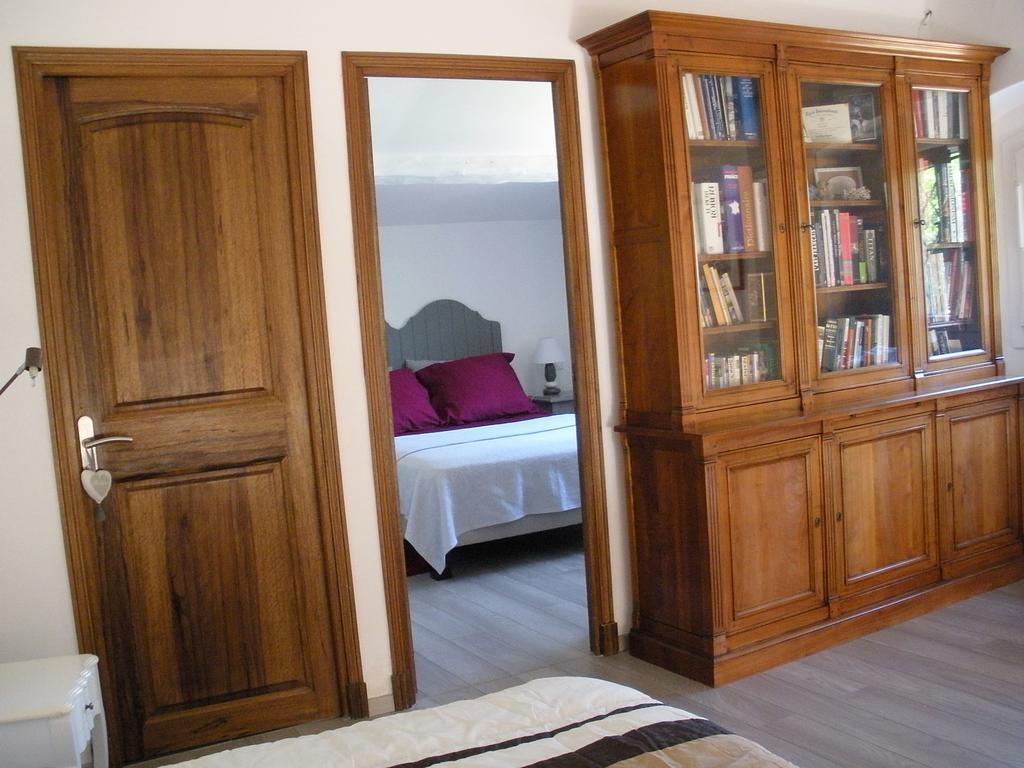 Villa Charme Et Detente Saint-Raphaël Szoba fotó
